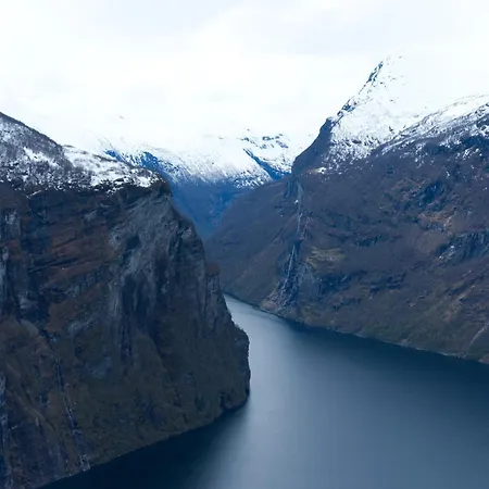 Roalden Mountain Chaleter